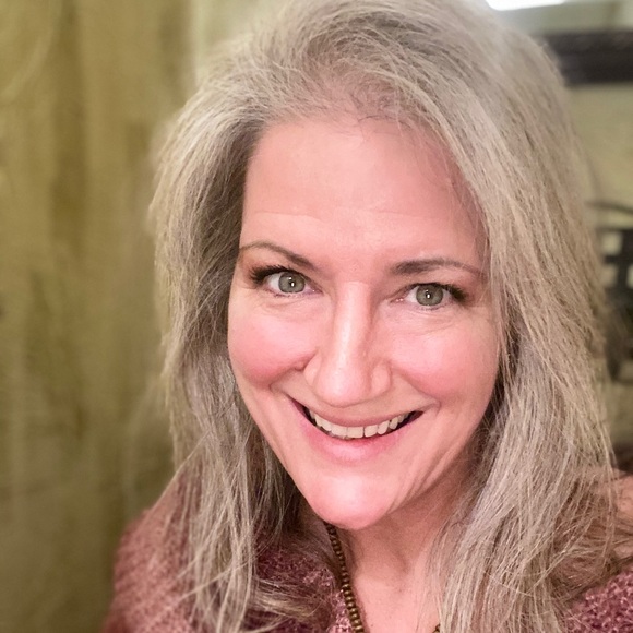 Meet your Posher, Katrina - Picture 4 of 5